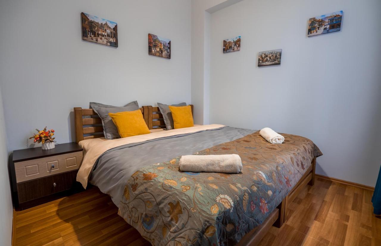Golden View Apartment Tbilisi Bagian luar foto